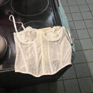 SHEIN White Lace Bustier Corset Top with Adjustable Straps size medium